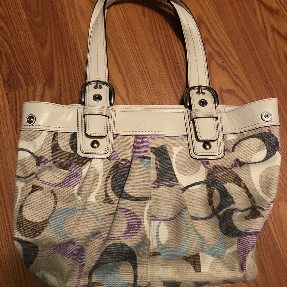 Coach shoulder bag